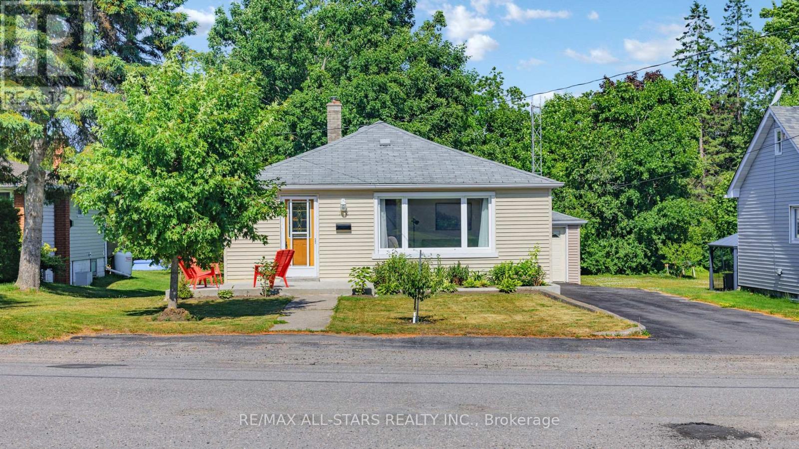 162 Queen Street, Kawartha Lakes (Fenelon Falls), ON - Outdoor