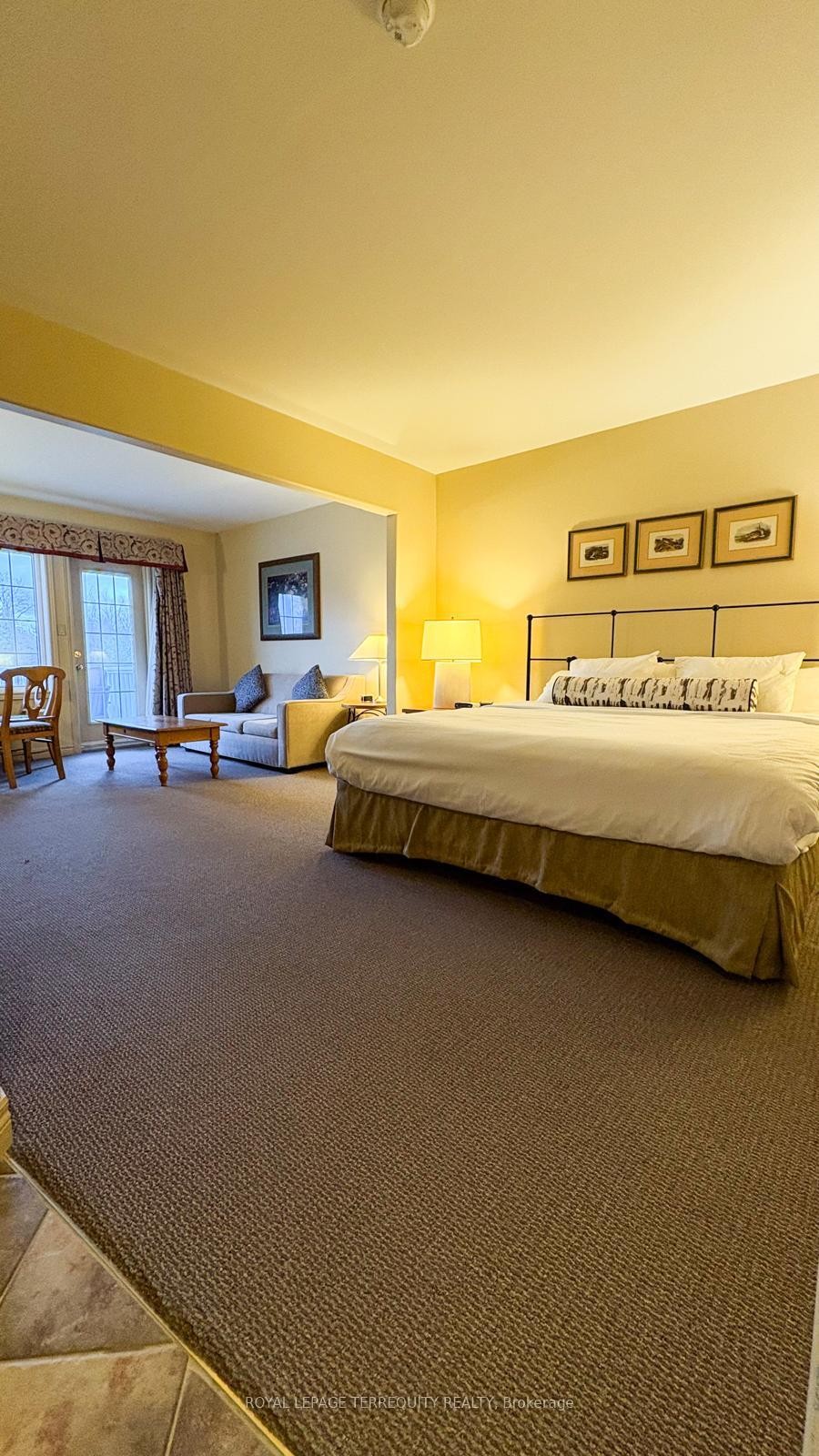 2329-90 Highland Drive, Oro-Medonte, ON - Indoor Photo Showing Bedroom