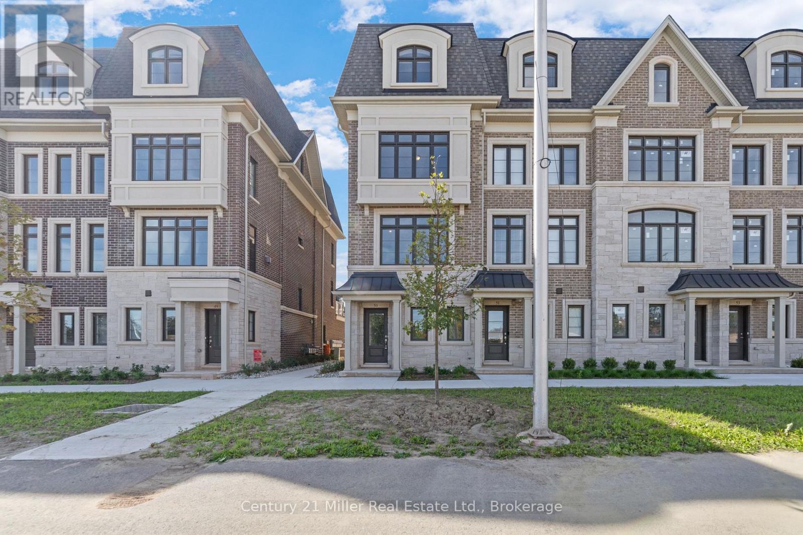 43 - 2140 Trafalgar Road, Oakville (Ro River Oaks), ON - Outdoor With Facade