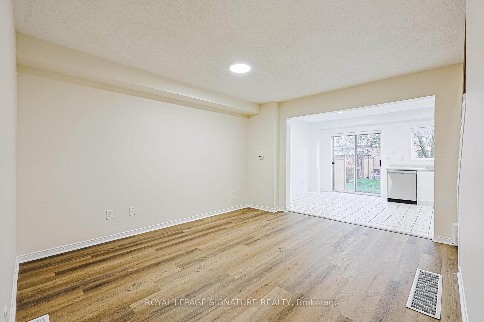 6-3 Pleasantview Avenue, Brampton, ON - Indoor Photo Showing Other Room