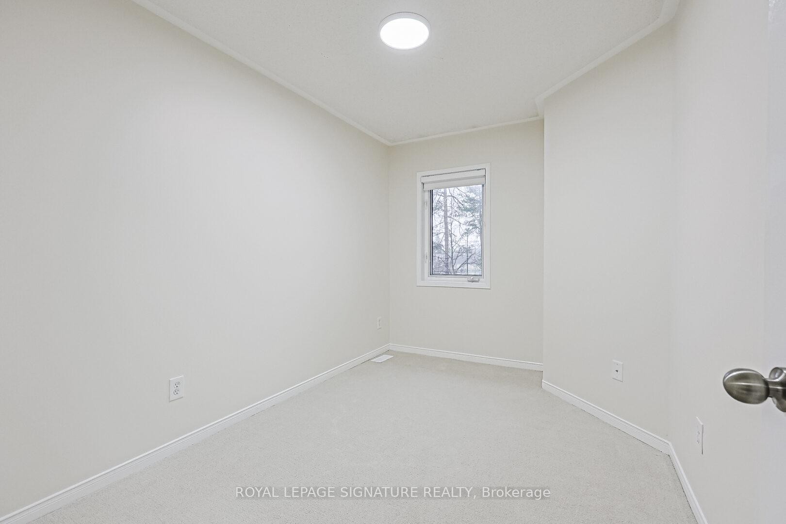 6-3 Pleasantview Avenue, Brampton, ON - Indoor Photo Showing Other Room