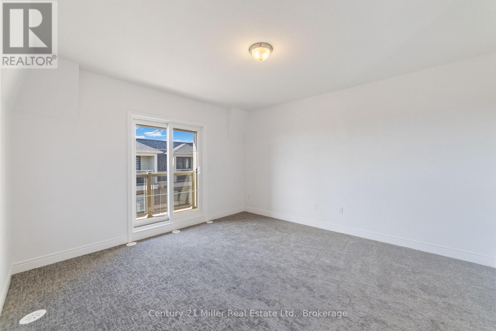 42 - 2140 Trafalgar Road, Oakville (Ro River Oaks), ON - Indoor Photo Showing Other Room