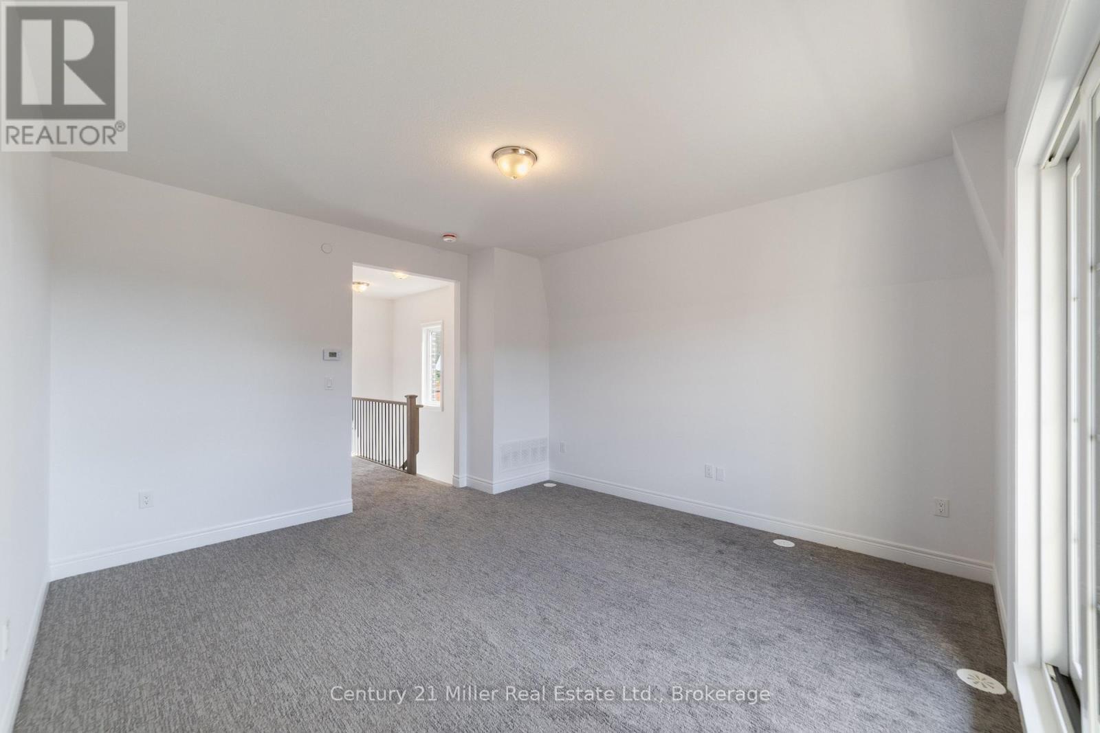 42 - 2140 Trafalgar Road, Oakville (Ro River Oaks), ON - Indoor Photo Showing Other Room