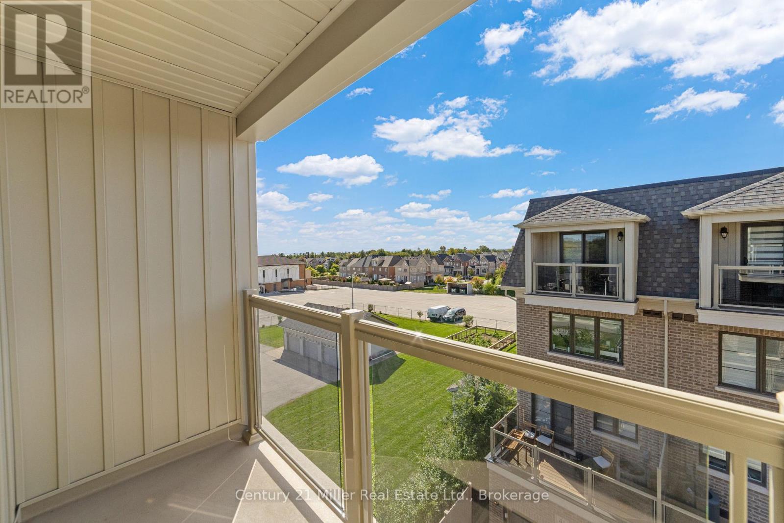 42 - 2140 Trafalgar Road, Oakville (Ro River Oaks), ON - Outdoor With Exterior