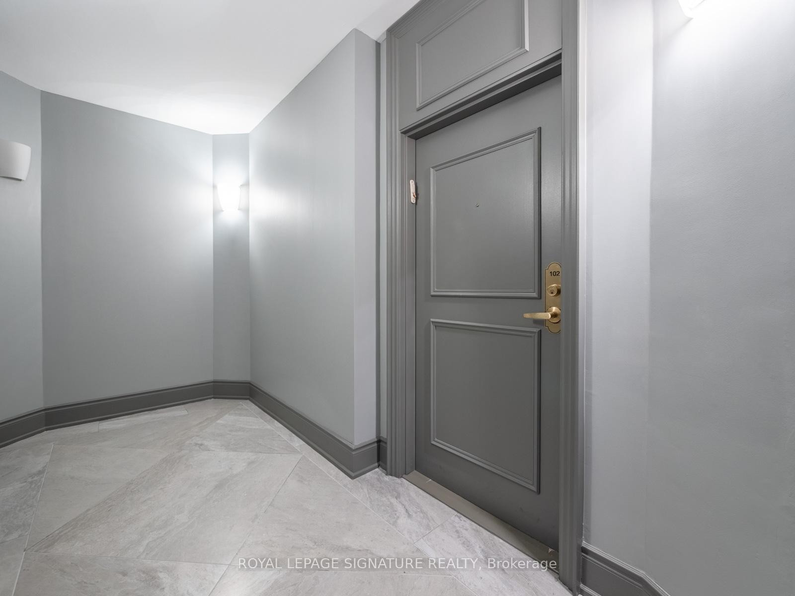 102-5 Emerald Lane, Vaughan, ON - Indoor Photo Showing Other Room