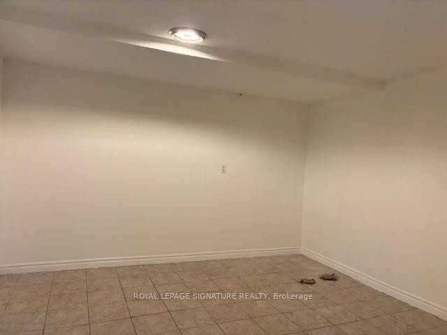 1 Brady Crescent, Toronto, ON