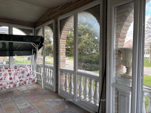 1 Brady Crescent, Toronto, ON