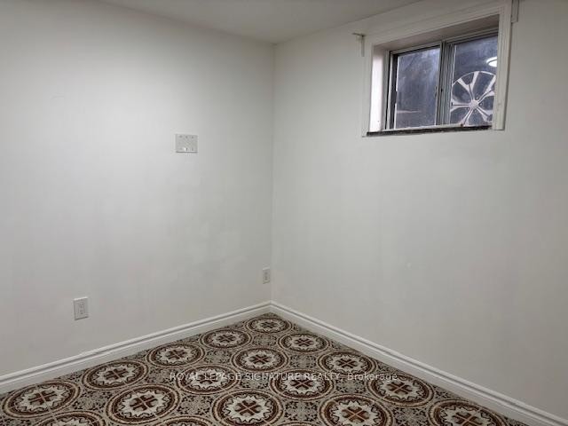 1 Brady Crescent, Toronto, ON