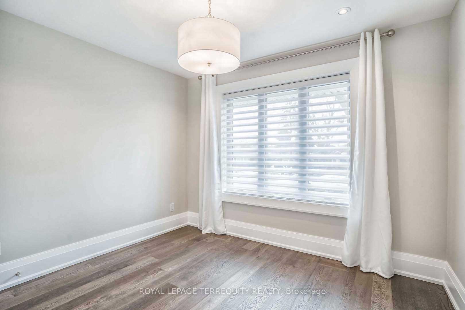 112 Prince George Drive, Toronto, ON - Indoor Photo Showing Other Room