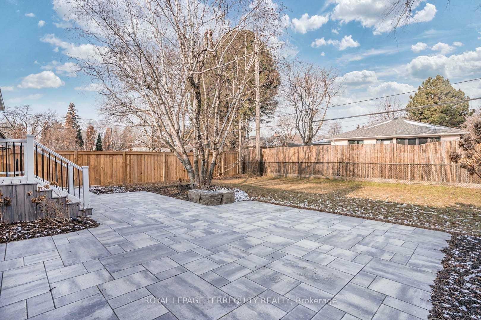 112 Prince George Drive, Toronto, ON - Outdoor