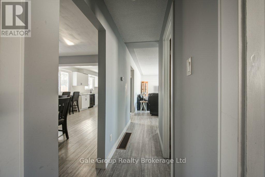 33 Princess Park Road, Ingersoll (Ingersoll - South), ON - Indoor Photo Showing Other Room