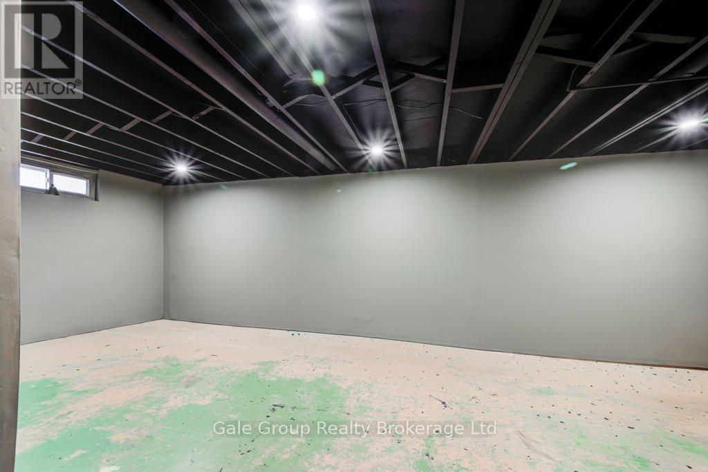 33 Princess Park Road, Ingersoll (Ingersoll - South), ON - Indoor Photo Showing Basement