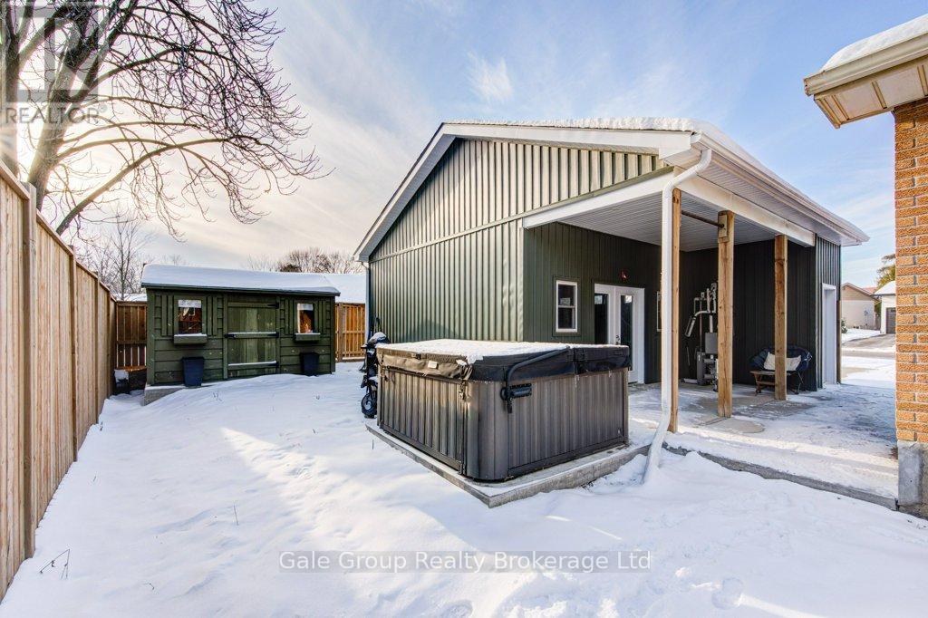 33 Princess Park Road, Ingersoll (Ingersoll - South), ON - Outdoor With Exterior