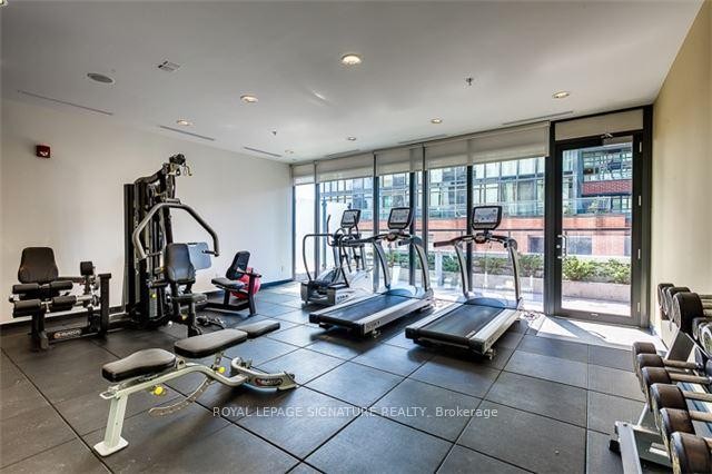 607-8 Dovercourt Road, Toronto, ON - Indoor Photo Showing Gym Room