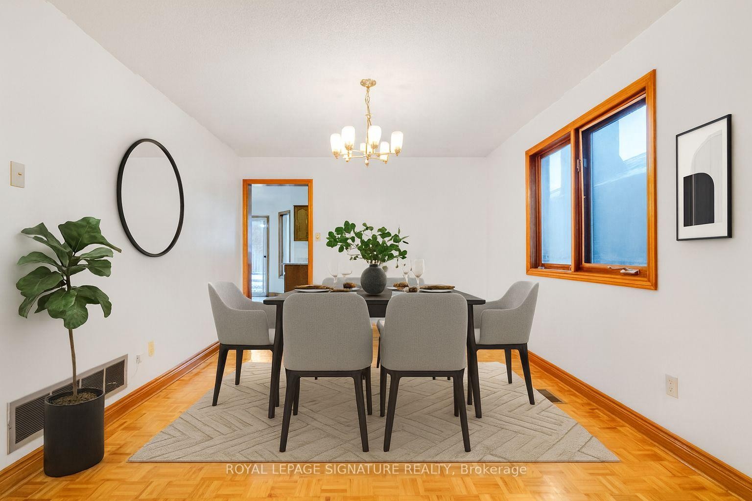 71 Marieta Street, Vaughan, ON - Indoor Photo Showing Dining Room