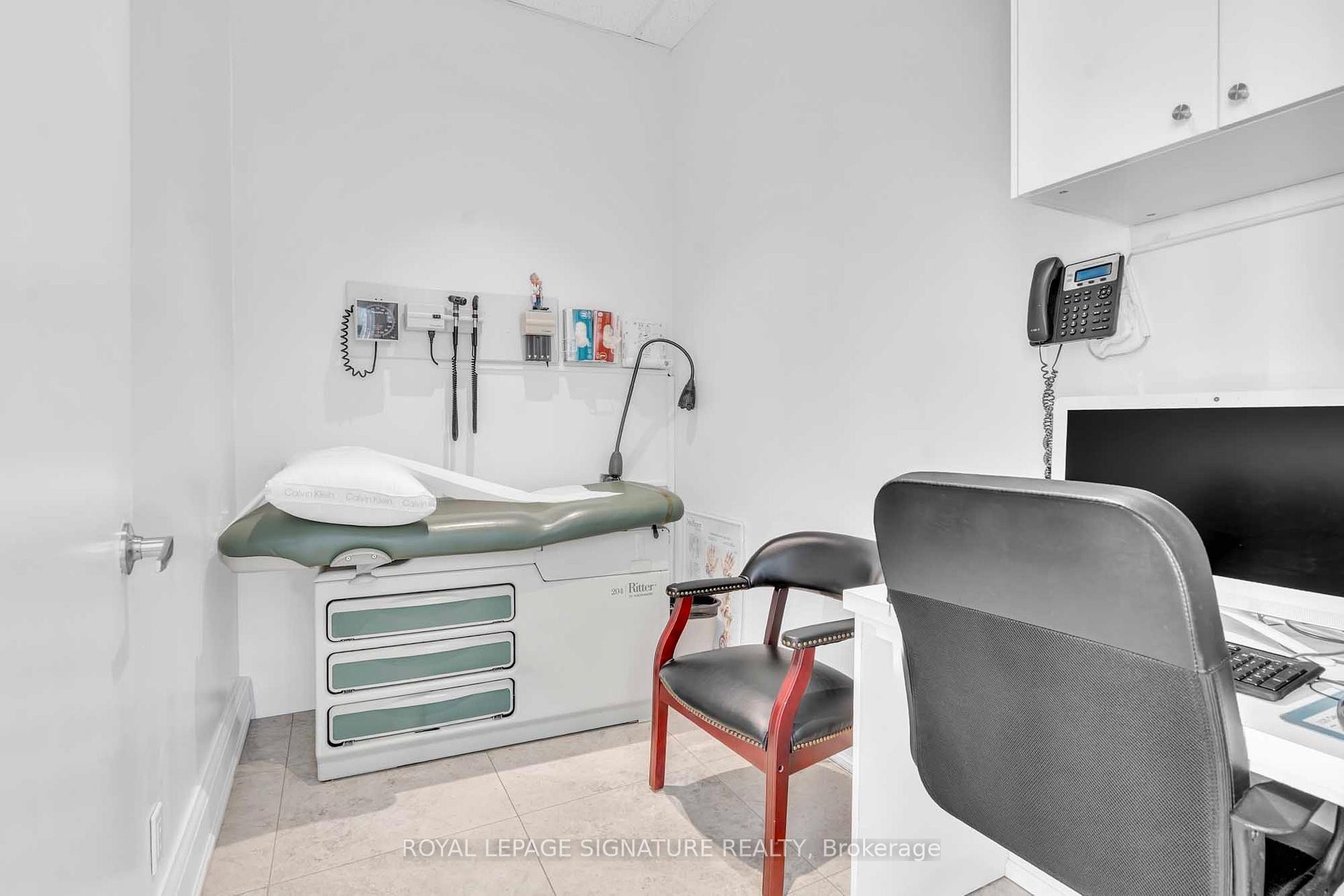 107-1100 Sheppard Avenue E, Toronto, ON