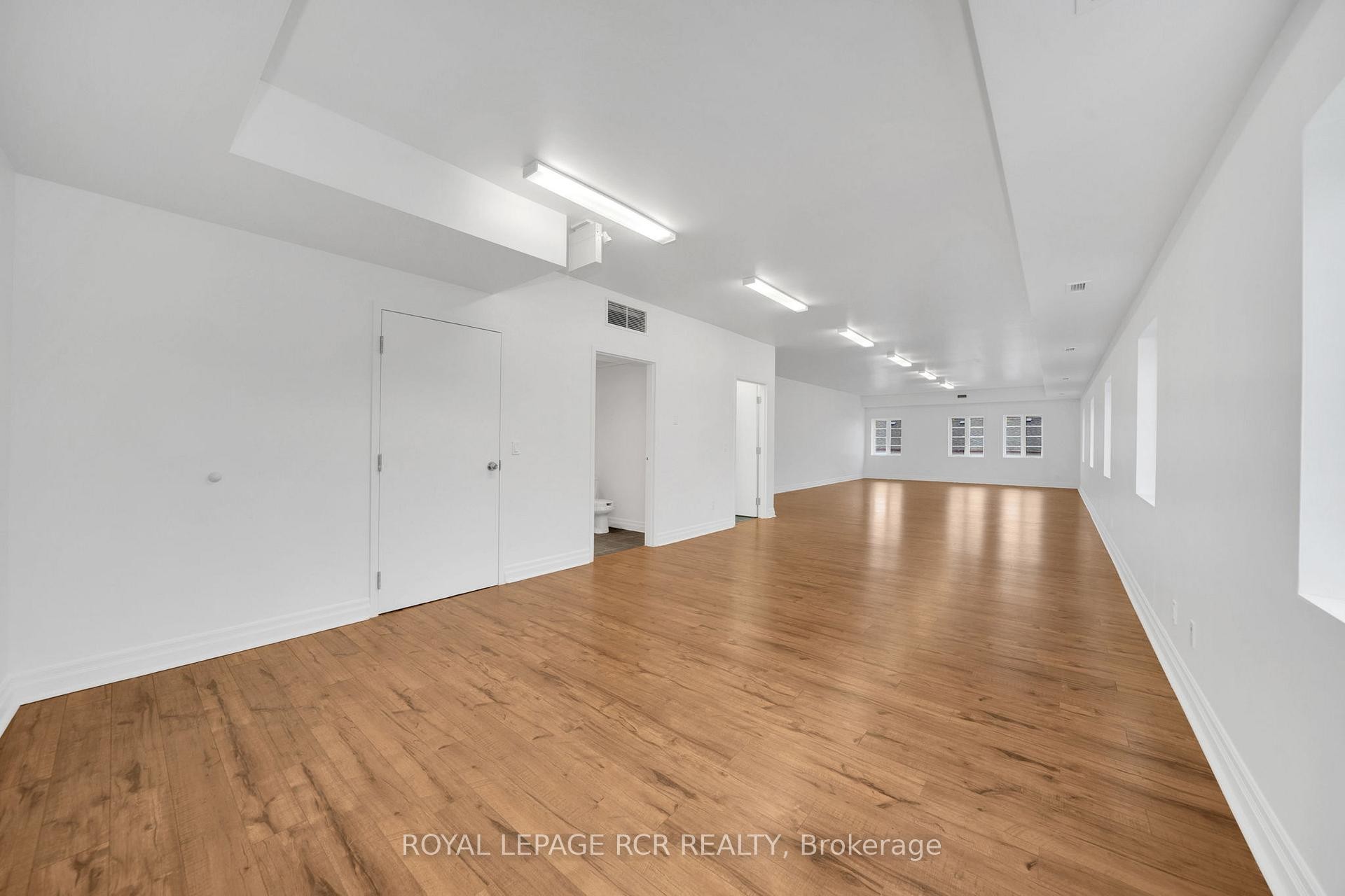 2Nd Lvl-27-31 King Street E, Caledon, ON