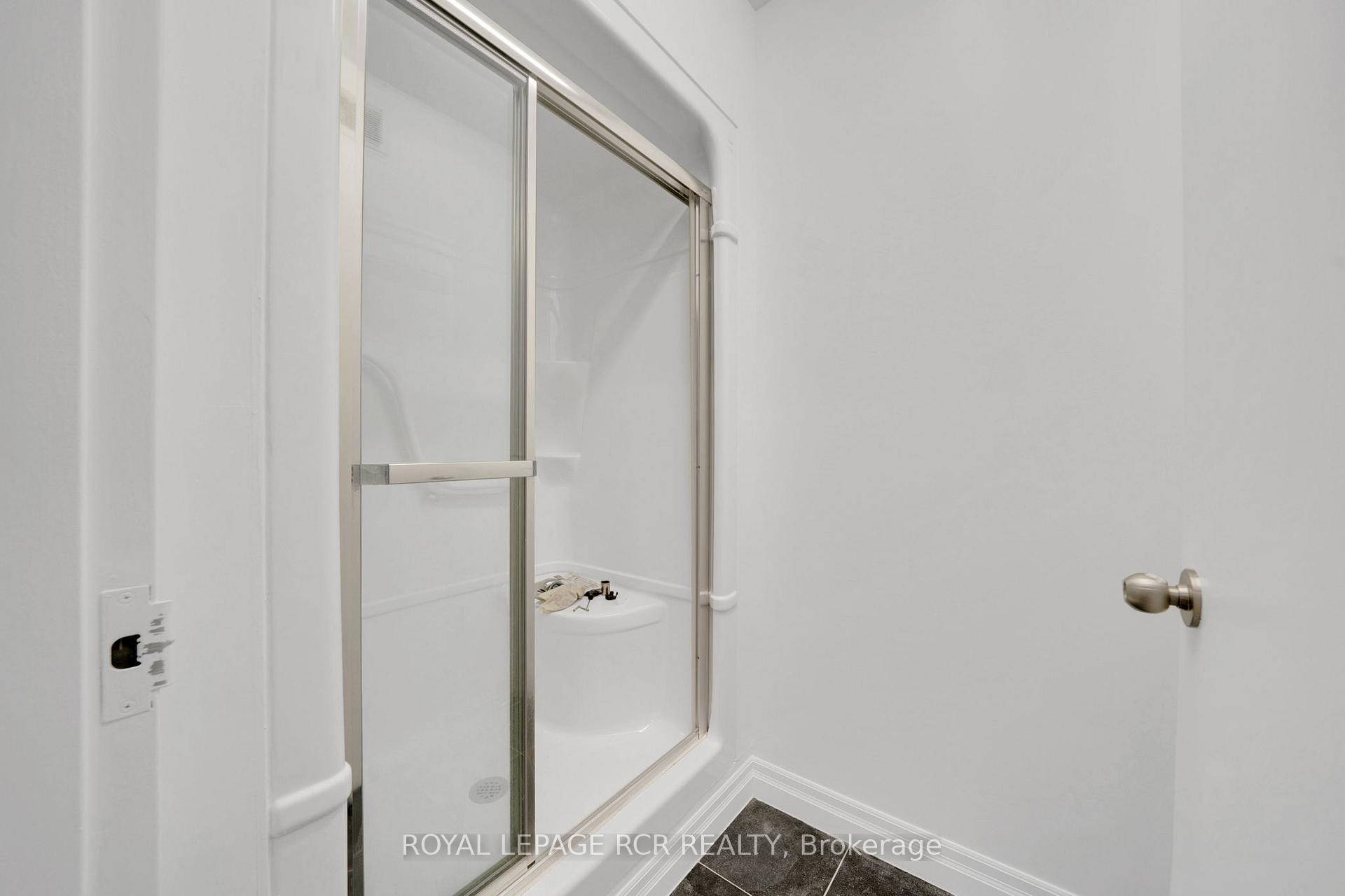 2Nd Lvl-27-31 King Street E, Caledon, ON