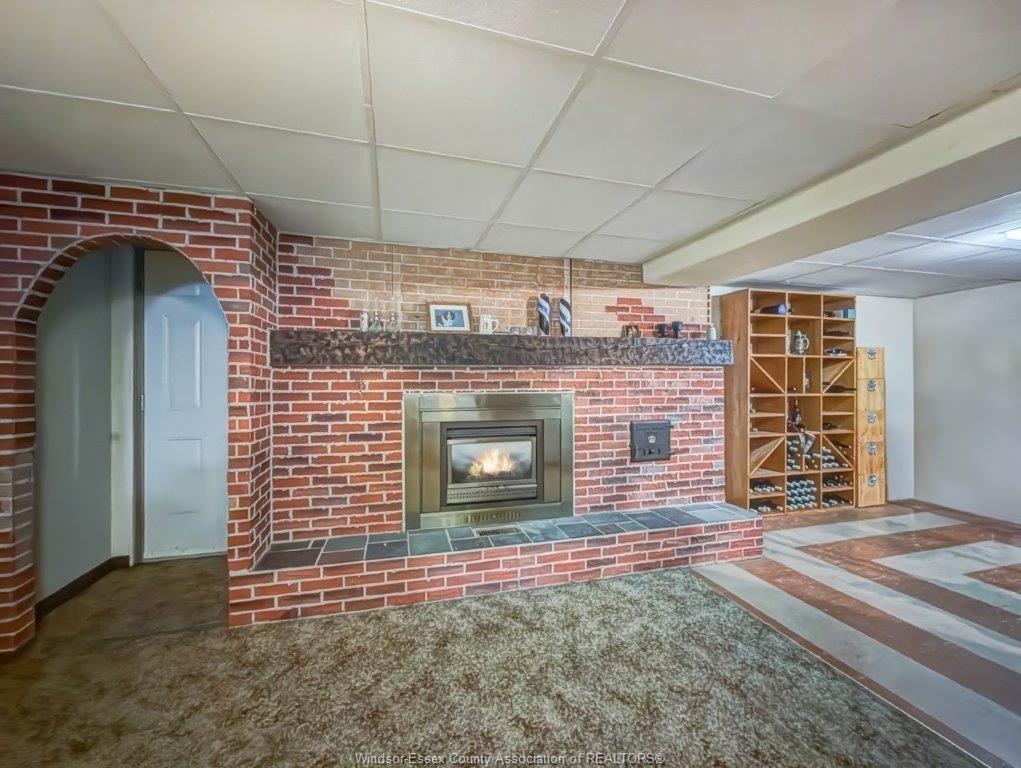 305 Maple Avenue, Lasalle, ON