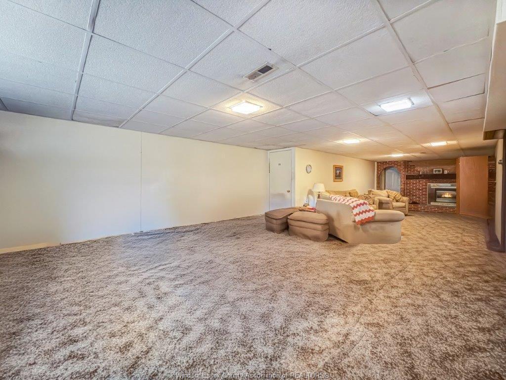 305 Maple Avenue, Lasalle, ON