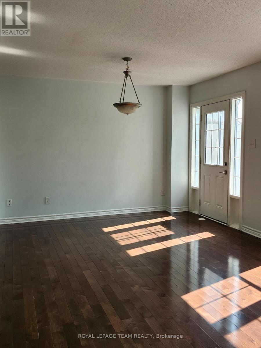 1005 Andora Avenue, Ottawa, ON - Indoor Photo Showing Other Room