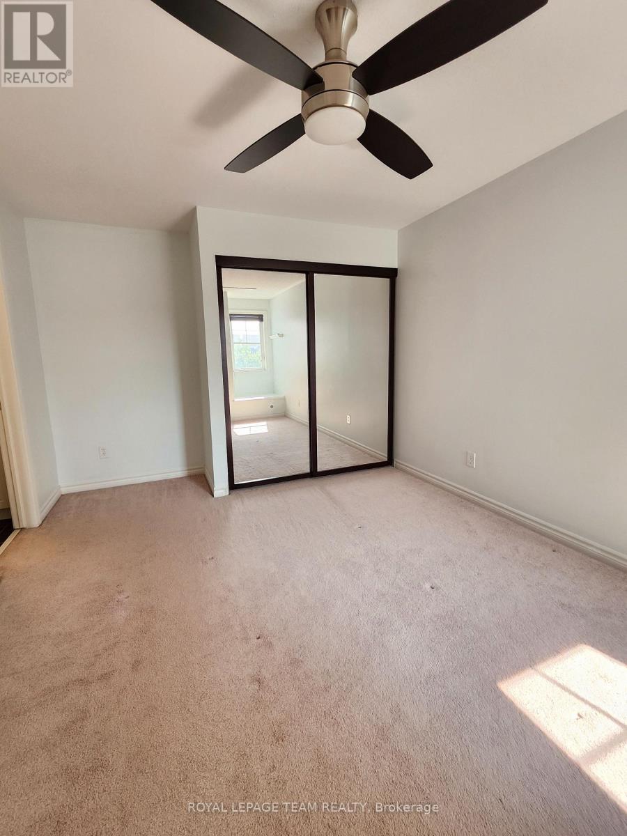 1005 Andora Avenue, Ottawa, ON - Indoor Photo Showing Other Room