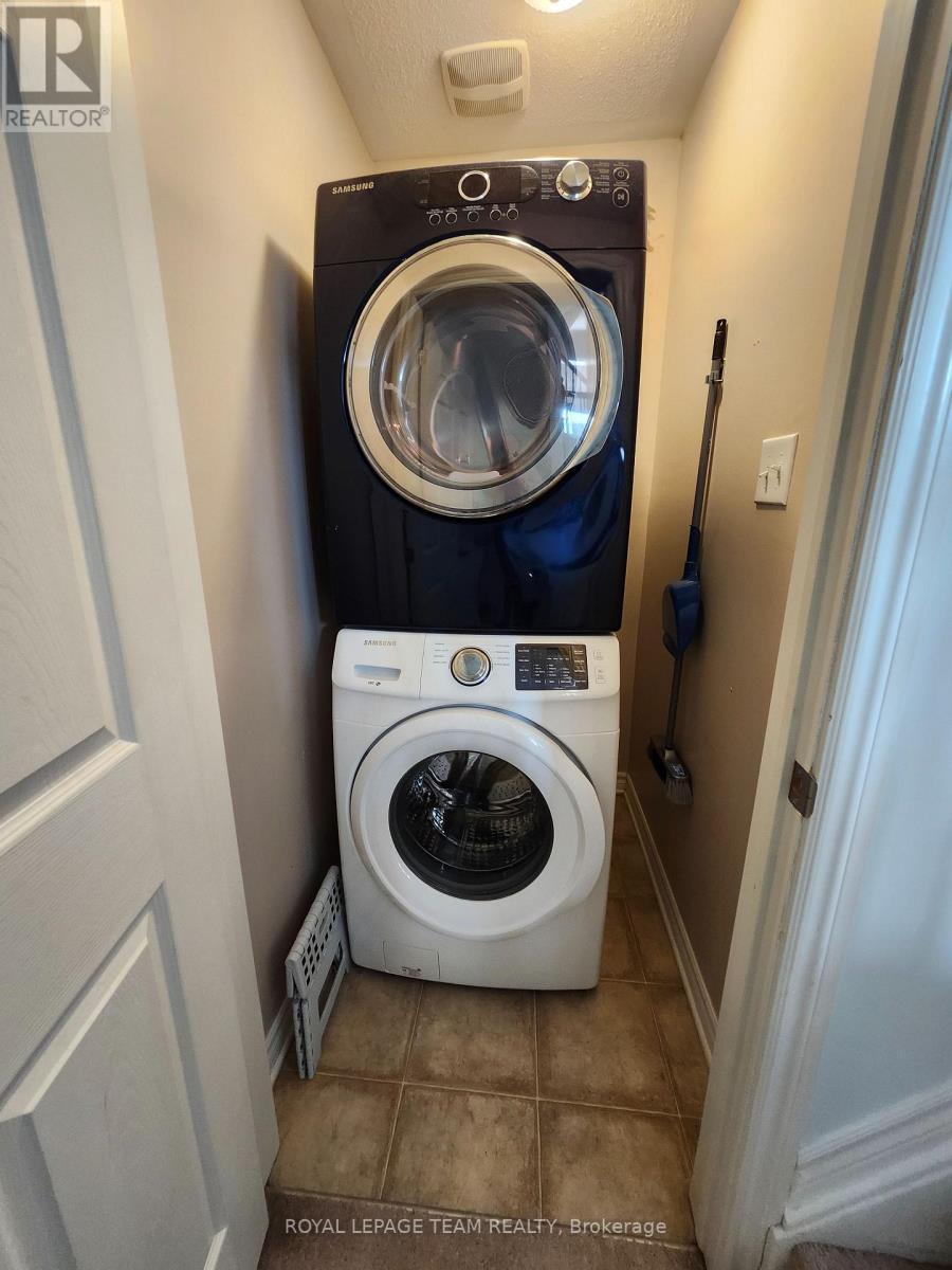 1005 Andora Avenue, Ottawa, ON - Indoor Photo Showing Laundry Room