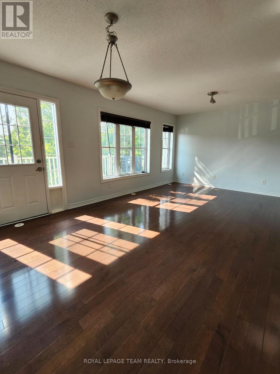 1005 Andora Avenue, Ottawa, ON - Indoor Photo Showing Other Room
