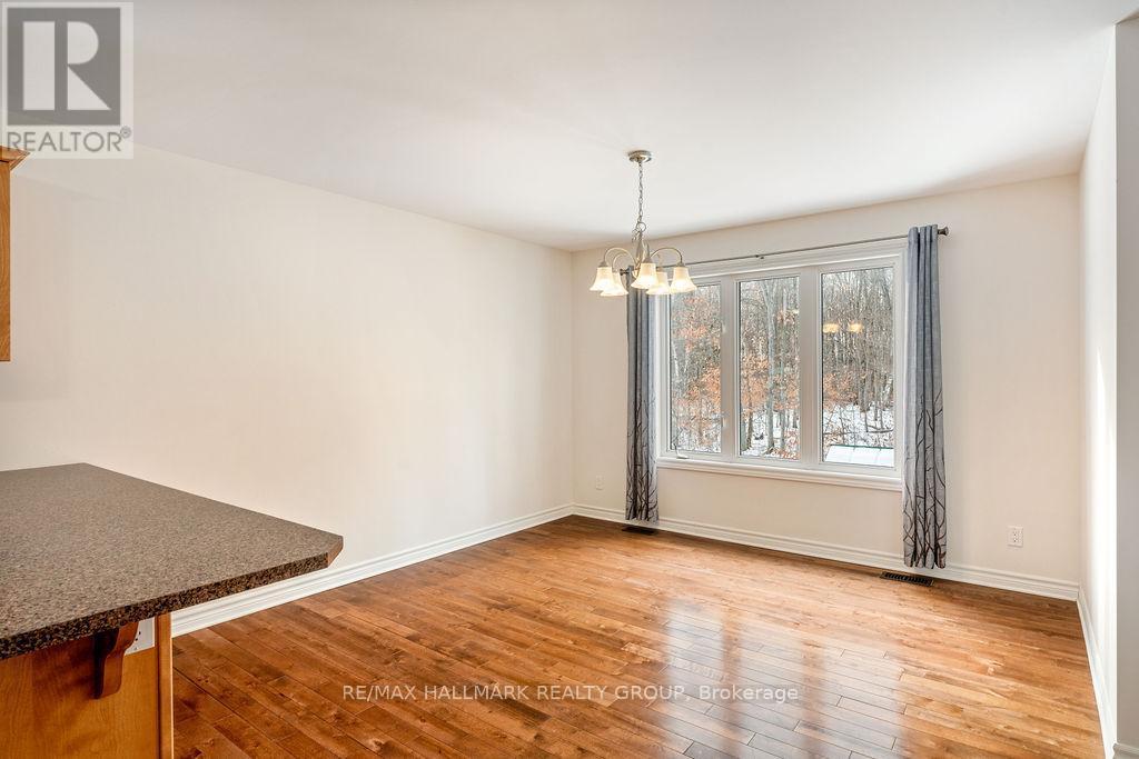 1319 Country Lane, North Dundas, ON - Indoor Photo Showing Other Room