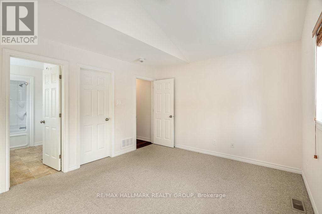 1319 Country Lane, North Dundas, ON - Indoor Photo Showing Other Room