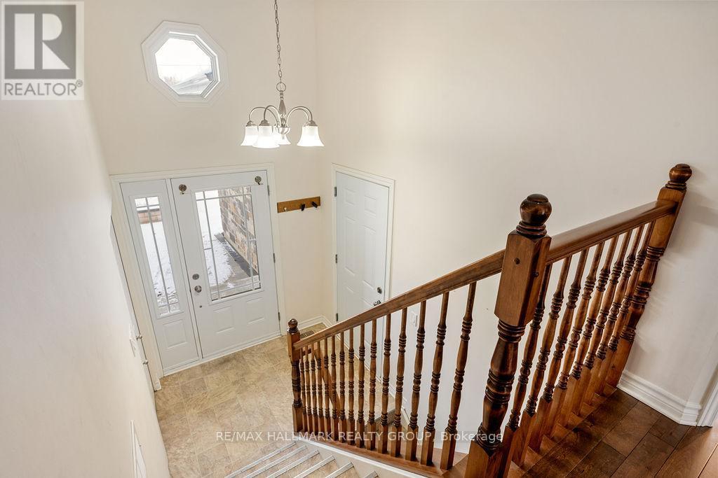 1319 Country Lane, North Dundas, ON - Indoor Photo Showing Other Room