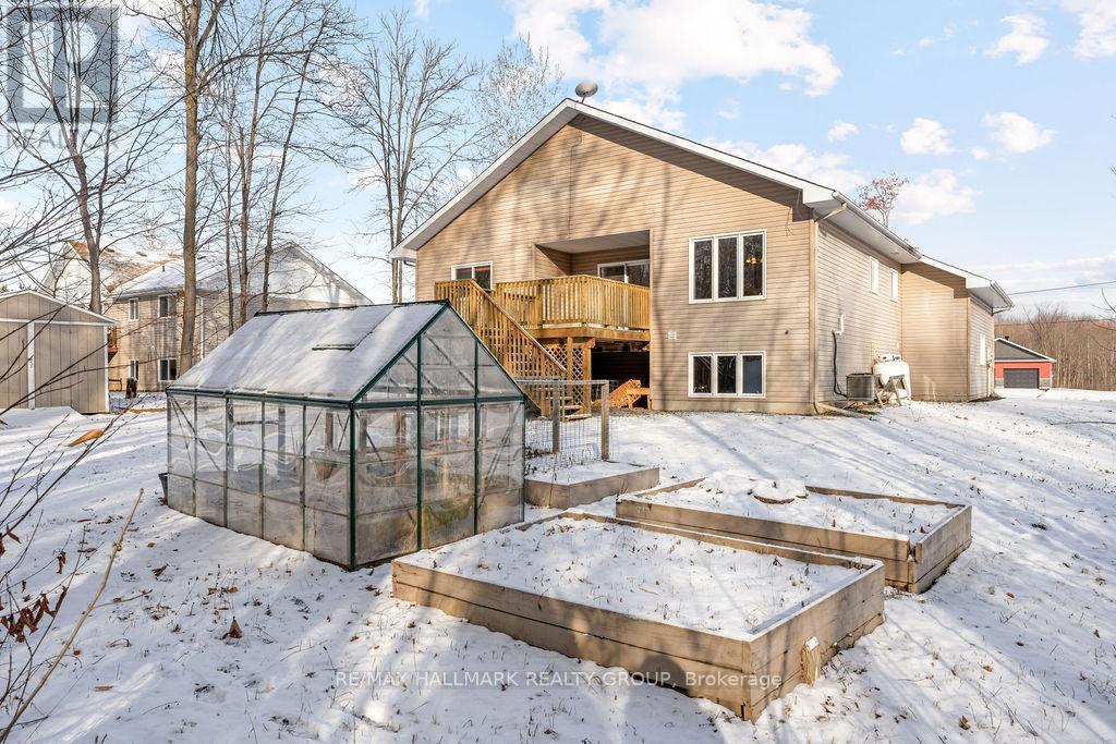 1319 Country Lane, North Dundas, ON - Outdoor
