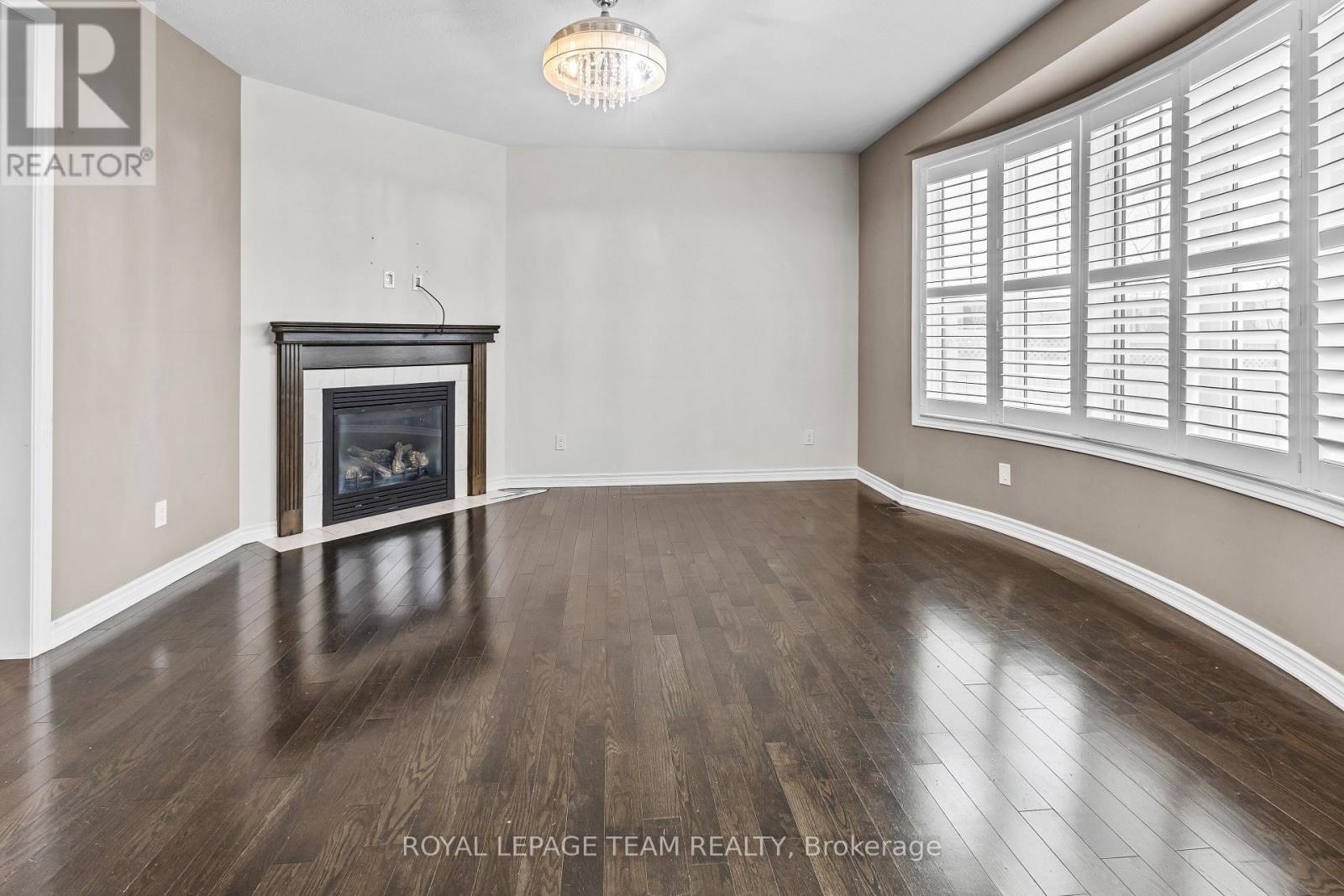 103 Coriolis Court, Ottawa, ON - Indoor With Fireplace