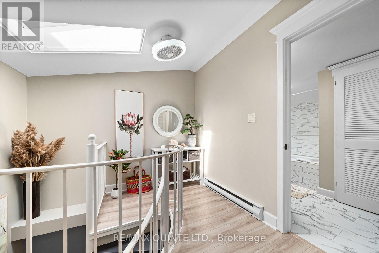 5 - 99 Bridge Street E, Belleville (Belleville Ward), ON - Indoor Photo Showing Other Room