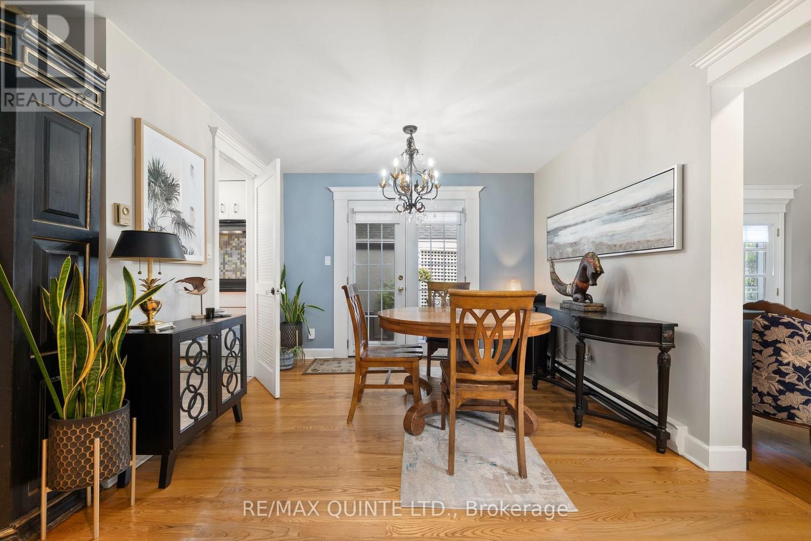5 - 99 Bridge Street E, Belleville (Belleville Ward), ON - Indoor Photo Showing Dining Room