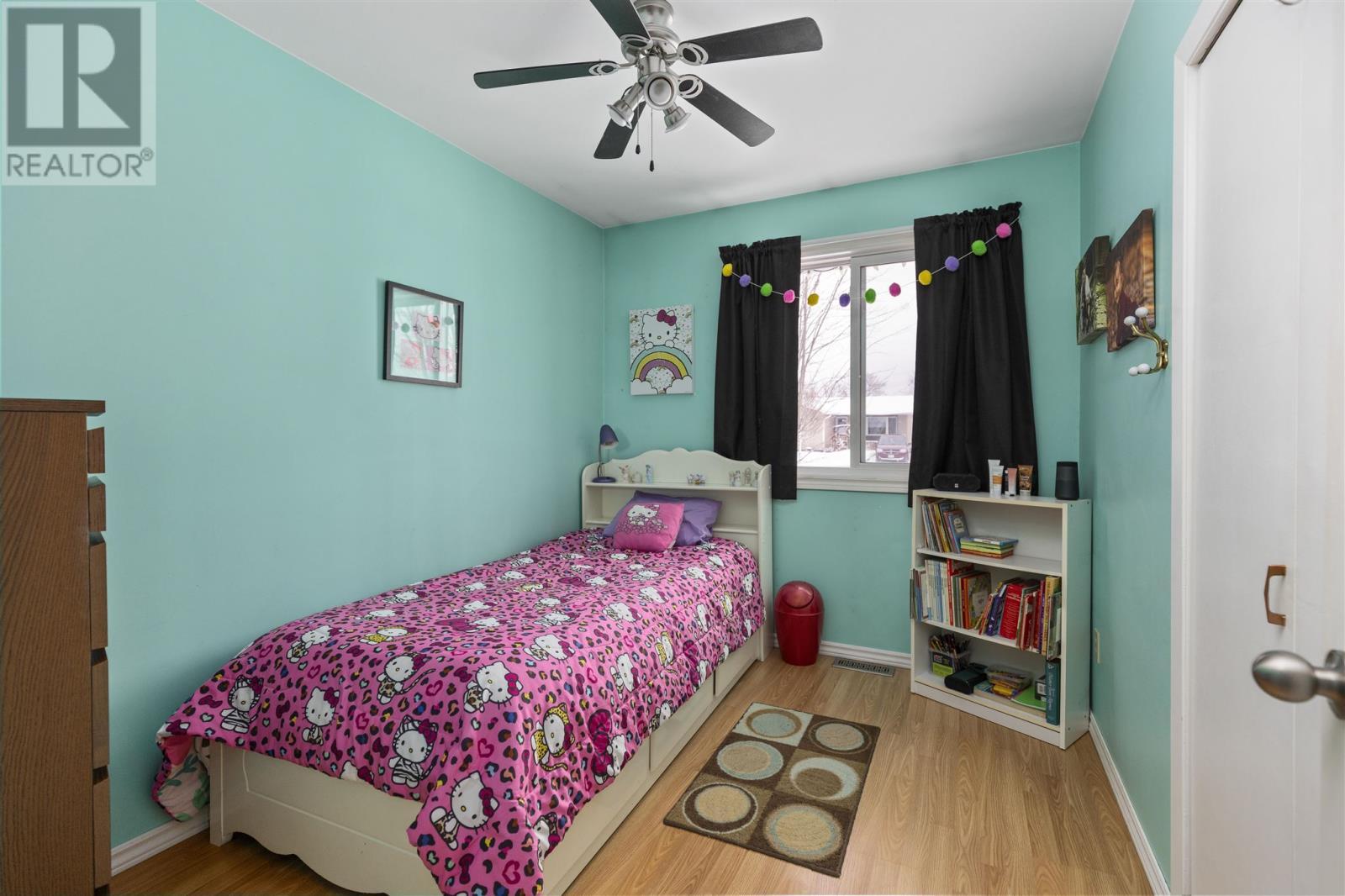 18 Montcalm Rd, Sault Ste. Marie, ON - Indoor Photo Showing Bedroom