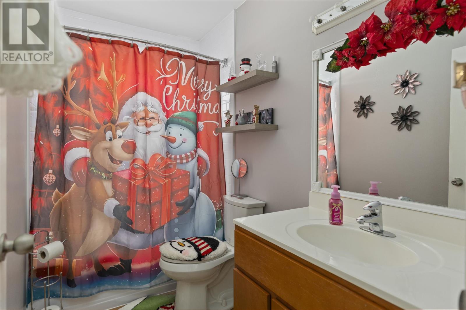 18 Montcalm Rd, Sault Ste. Marie, ON - Indoor Photo Showing Bathroom