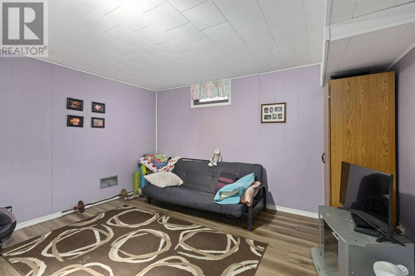 18 Montcalm Rd, Sault Ste. Marie, ON - Indoor