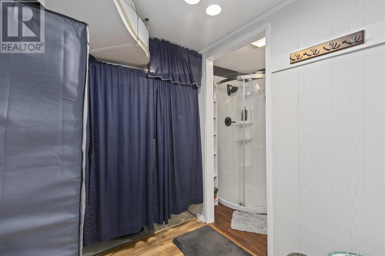 18 Montcalm Rd, Sault Ste. Marie, ON - Indoor Photo Showing Bathroom