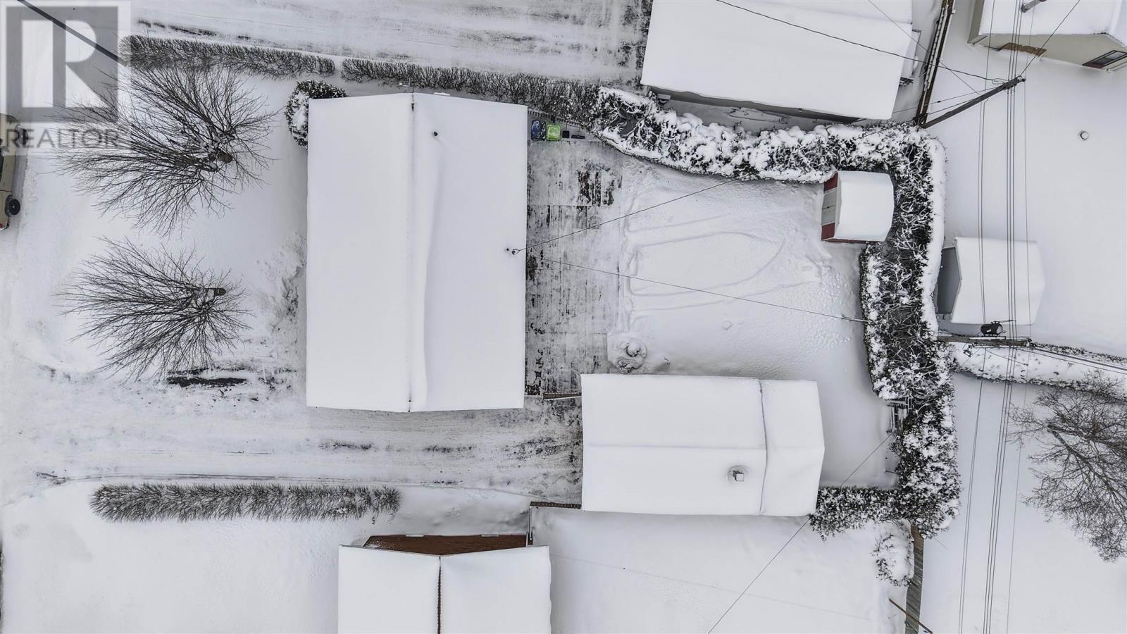 18 Montcalm Rd, Sault Ste. Marie, ON - Outdoor