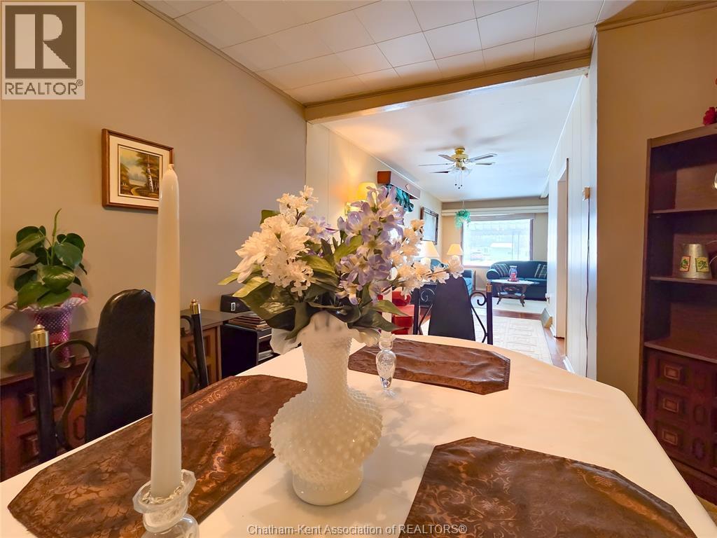 71 Taylor Avenue North East, Chatham, ON - Indoor