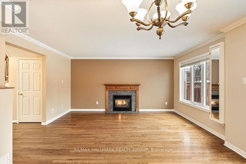 128 Boulder Way, Ottawa, ON - Indoor Photo Showing Living Room With Fireplace