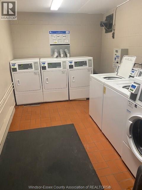 575 University West Unit# 501, Windsor, ON - Indoor Photo Showing Laundry Room