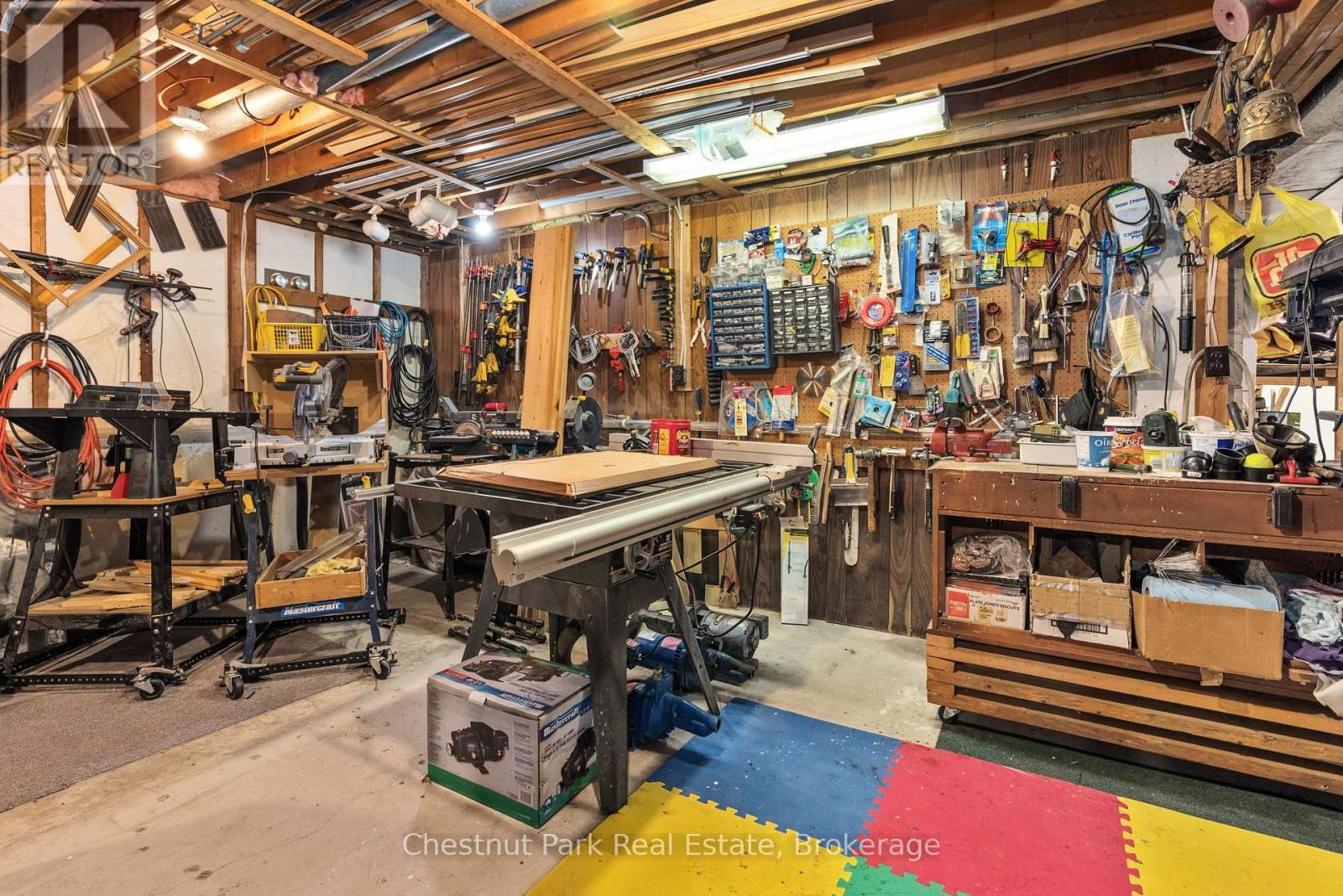 652 North Waseosa Lake Road, Huntsville (Chaffey), ON - Indoor Photo Showing Basement