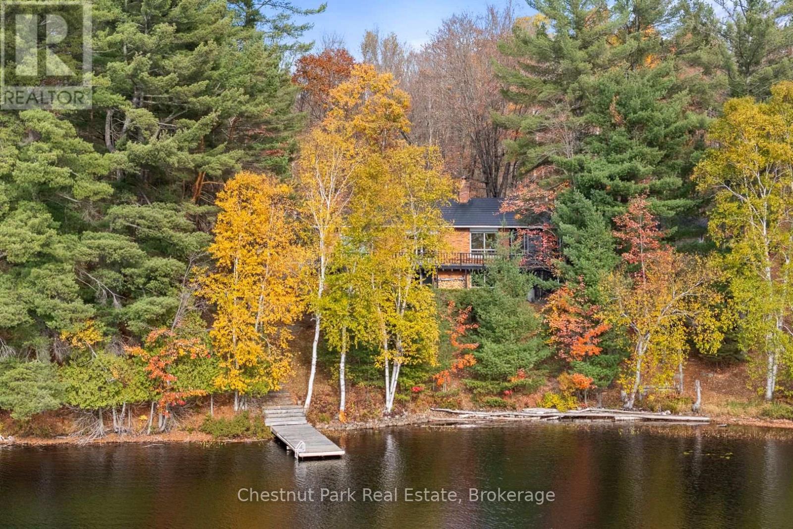 652 North Waseosa Lake Road, Huntsville (Chaffey), ON - Outdoor With Body Of Water With View