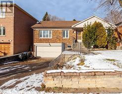 112 YORK DOWNS DRIVE Toronto, ON M3H 2G7