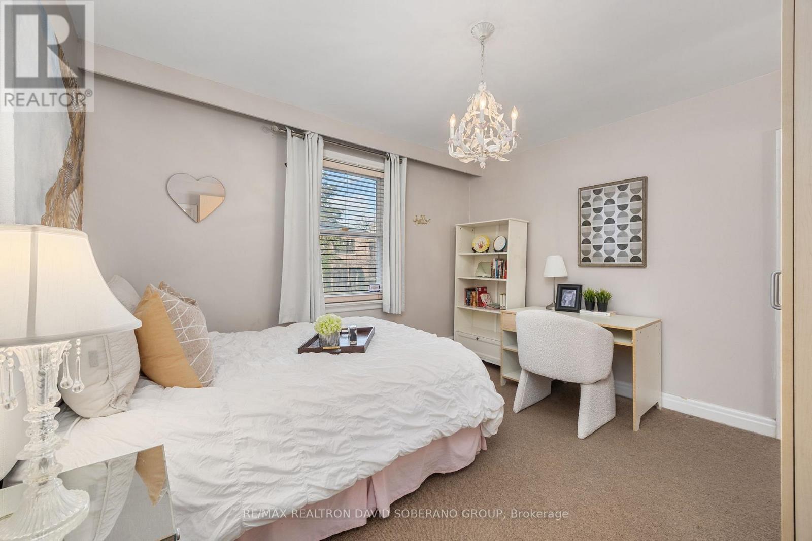 112 York Downs Drive, Toronto, ON - Indoor Photo Showing Bedroom