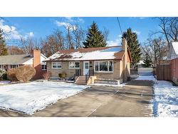 1384 ATHENA Avenue Sarnia, ON N7V 3Z5