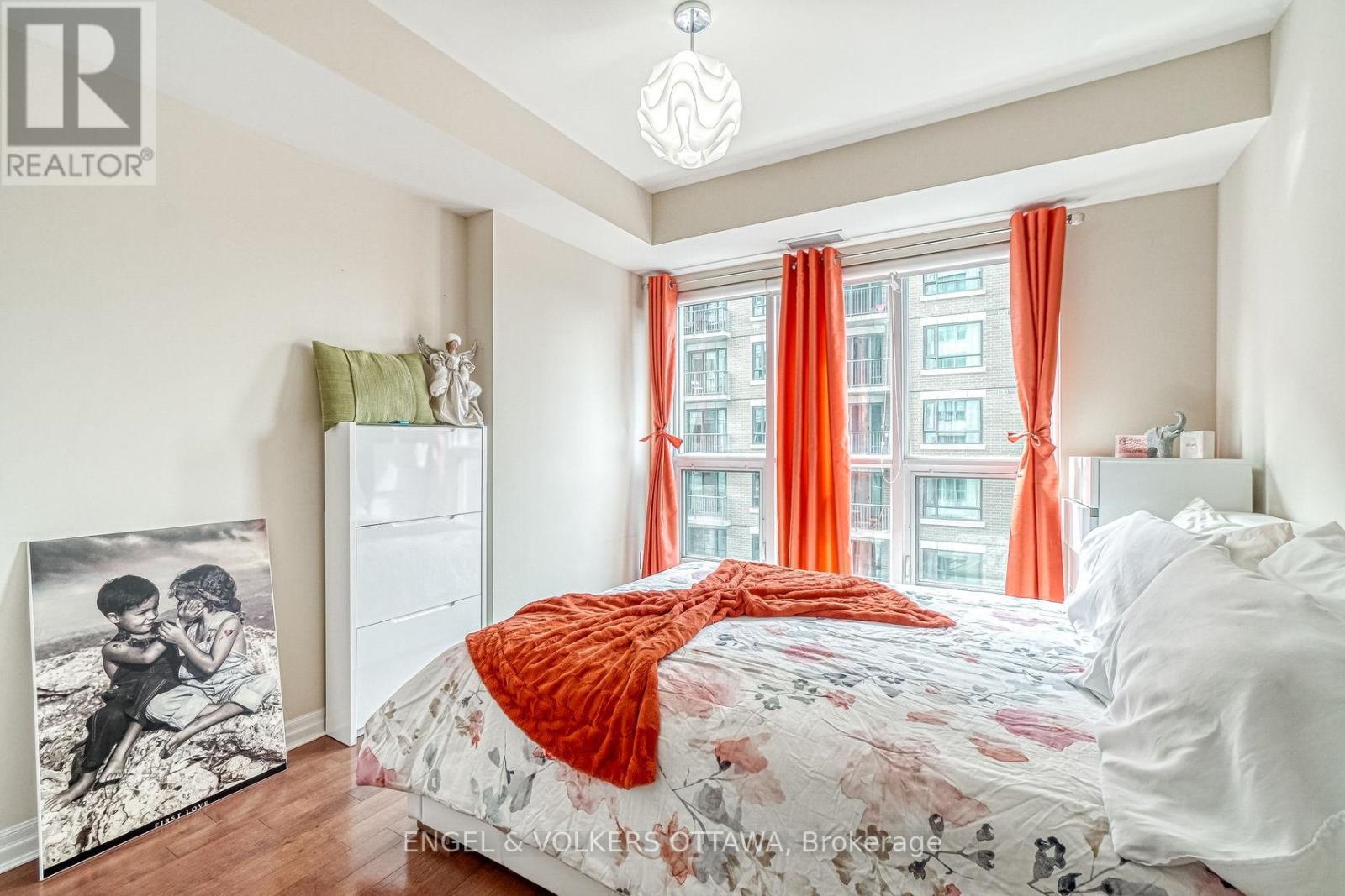 804 - 195 Besserer Street, Ottawa, ON - Indoor Photo Showing Bedroom