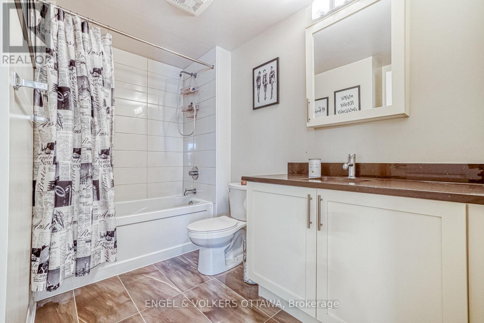 804 - 195 Besserer Street, Ottawa, ON - Indoor Photo Showing Bathroom
